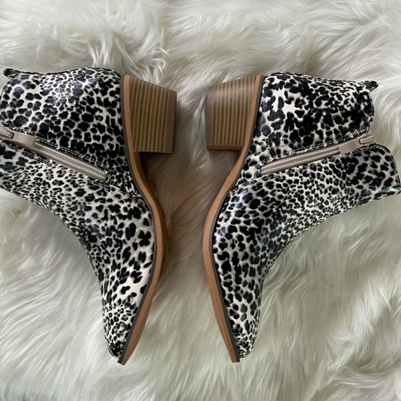 Leopard Booties Size 6.5 NWT - Picture 8 of 14